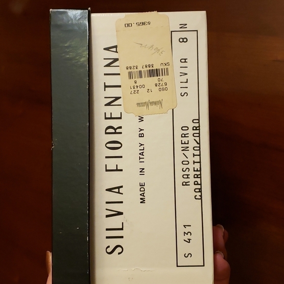 Silvia Florentina Silvia 8N Black & Gold Leather & Satin Sling Back EUC inBx - Picture 14 of 14